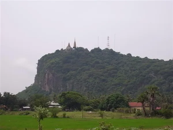 Phnom Sampeau
