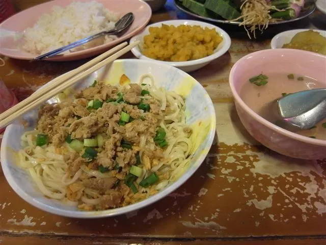 Shan Noodle